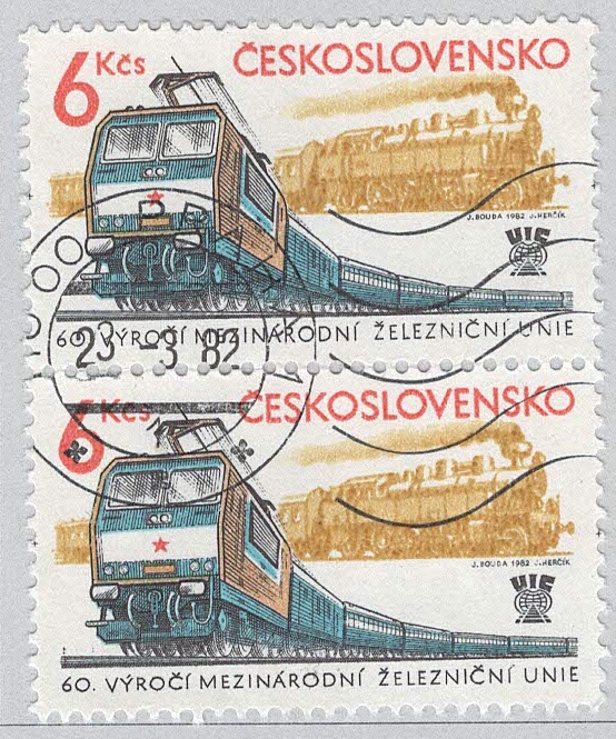 Buy Czechoslovakia 2402 Electric Locomotive Used V Pair 1 (BP91613)