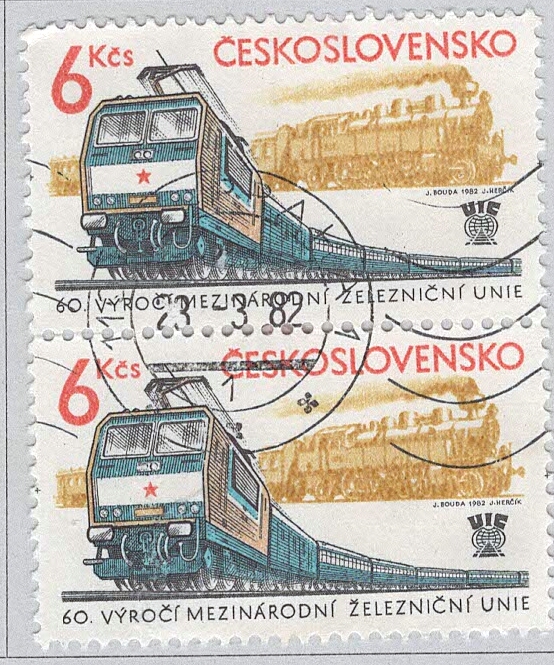 Buy Czechoslovakia 2402 Electric Locomotive Used V Pair 2 (BP91614)